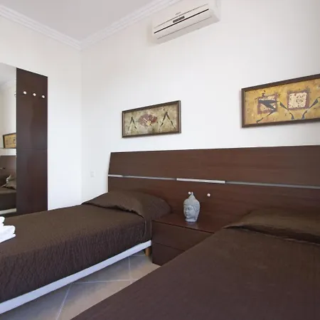 3 Bedroom B, Private Pool. Playa Blanca (Lanzarote)